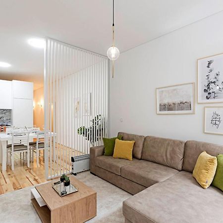 Loios 1Br Flat Downtown By Lovelystay Porto Eksteriør billede