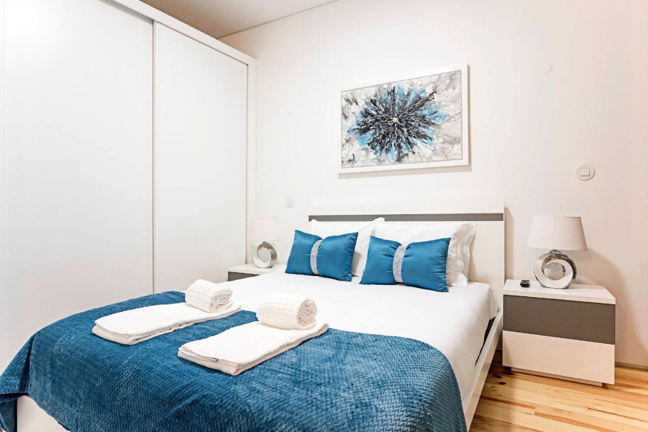 Loios 1Br Flat Downtown By Lovelystay Porto Eksteriør billede